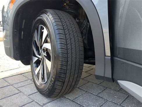 Certified 2025 Volkswagen Tiguan S image 32