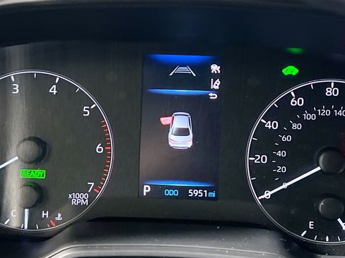 Used 2025 Toyota Corolla LE FWD image 22