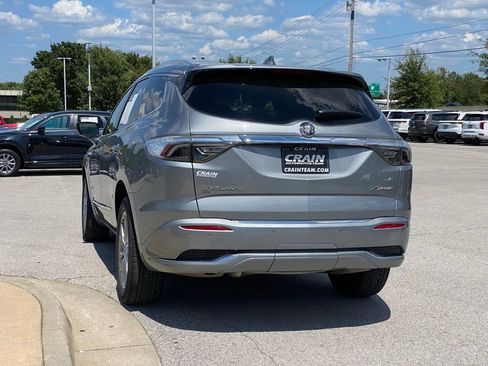 Used 2023 Buick Enclave Avenir w/ Avenir Technology Package AWD/4WD image 5