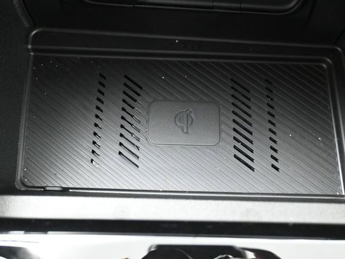 Used 2025 Kia Sportage SX image 25