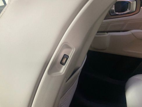 Certified 2023 Kia Sorento SX image 15