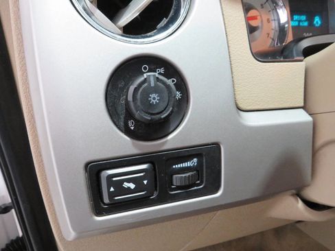 Used 2010 Ford F150 King Ranch image 22