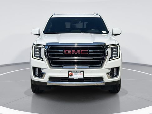 Used 2024 GMC Yukon SLT AWD/4WD image 2