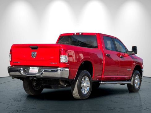 Used 2024 RAM 2500 Big Horn w/ Bed Utility Group image 4