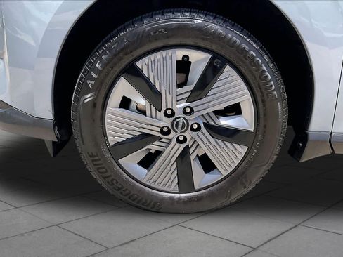 Used 2025 Nissan Murano SL w/ Cargo Package AWD/4WD image 11