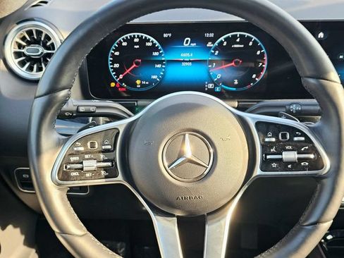 Certified 2023 Mercedes-Benz GLA 250 4MATIC image 33