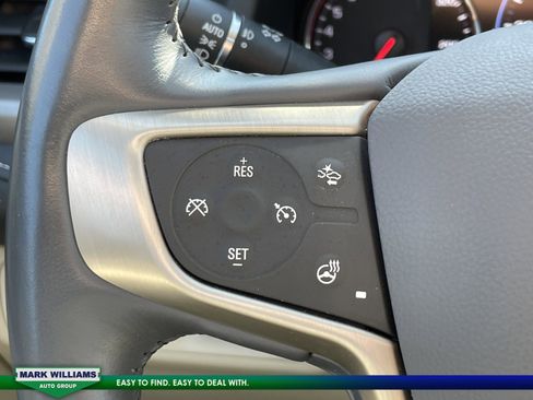 Used 2022 GMC Acadia Denali w/ Denali Ultimate Package image 17