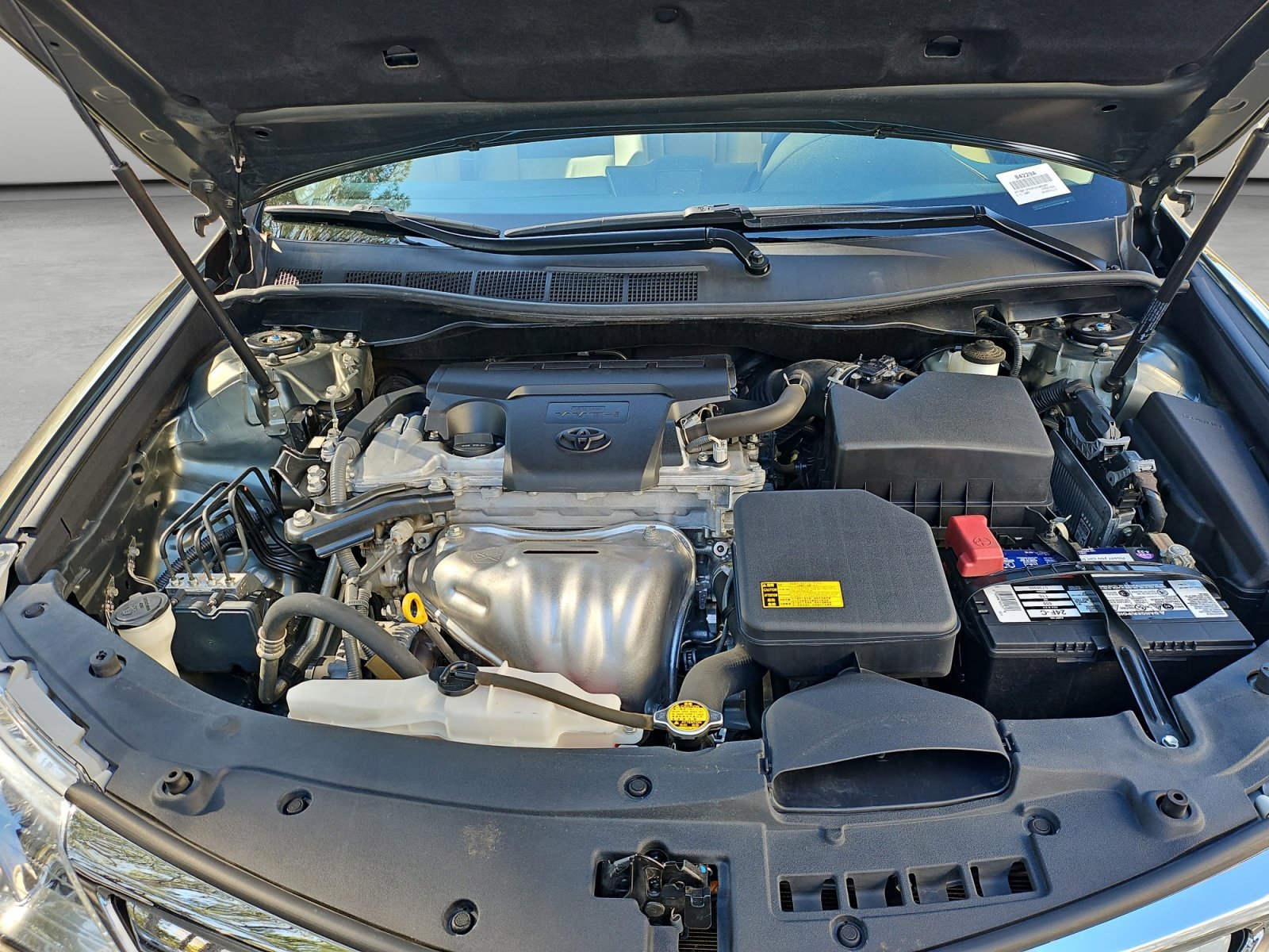 Used 2012 Toyota Camry XLE w/ Leather Pkg FWD image 37