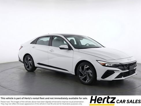 Used 2025 Hyundai Elantra SEL FWD image 1