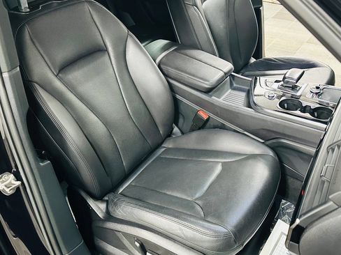 Used 2017 Audi Q7 3.0T Premium Plus AWD/4WD image 26