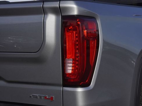 Used 2023 GMC Sierra 1500 AT4 w/ Technology Package AWD/4WD image 12