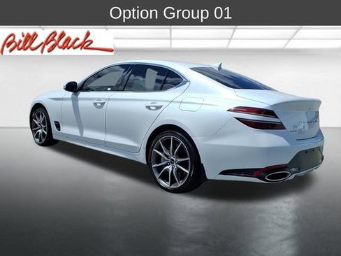 Used 2025 Genesis G70 2.5T RWD image 3