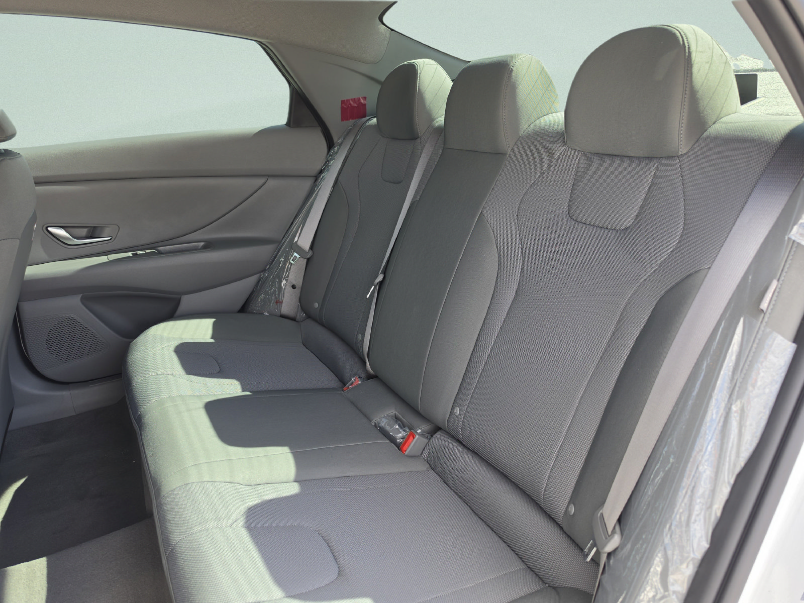 New 2026 Hyundai Elantra SE FWD image 19