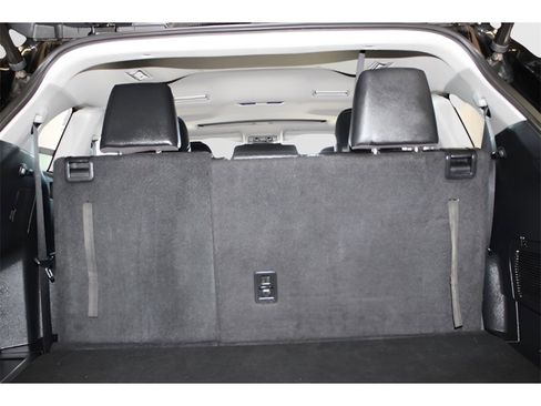 Used 2023 Toyota Highlander L image 14