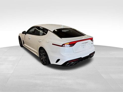 Used 2022 Kia Stinger GT-Line RWD image 3