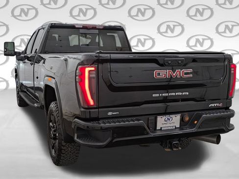 Used 2024 GMC Sierra 2500 AT4 w/ AT4 Premium Plus Package AWD/4WD image 38