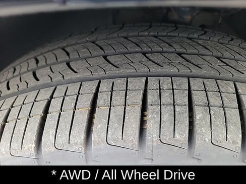 Certified 2025 Hyundai Santa Fe Calligraphy AWD/4WD image 11