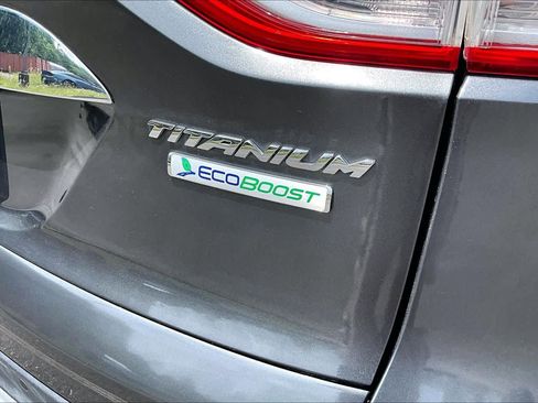 Used 2015 Ford Escape Titanium FWD image 9