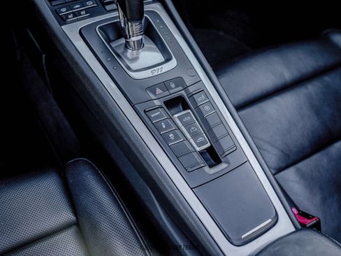 Used 2017 Porsche 911 Carrera image 48