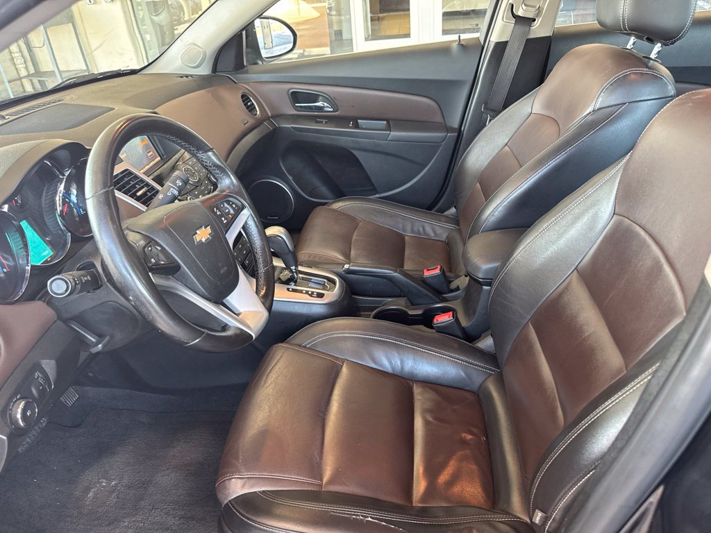 Used 2016 Chevrolet Cruze LTZ w/ Sun, Sound and Sport Package FWD image 20