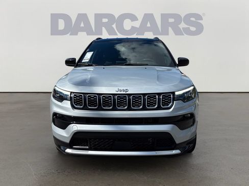 Used 2025 Jeep Compass Limited w/ Elite Group AWD/4WD image 2