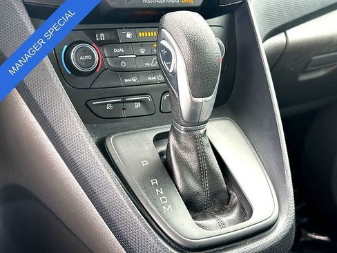 Used 2022 Ford Transit Connect XL FWD image 14