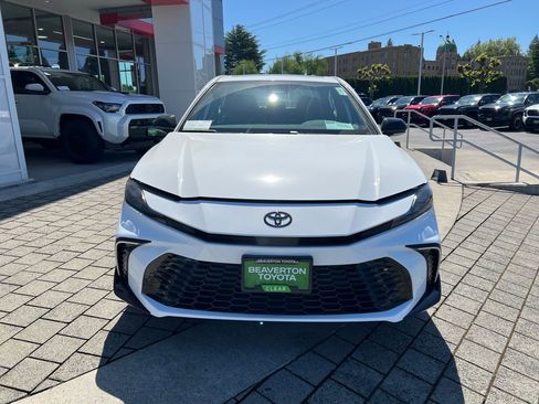 New 2026 Toyota Camry Hybrid AWD/4WD image 8