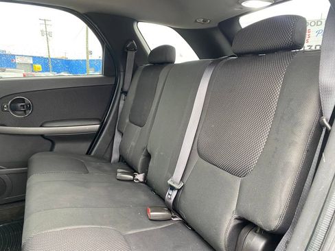 Used 2006 Pontiac Torrent 2WD w/ Preferred Package image 14