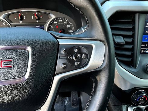 Certified 2023 GMC Acadia SLT image 21