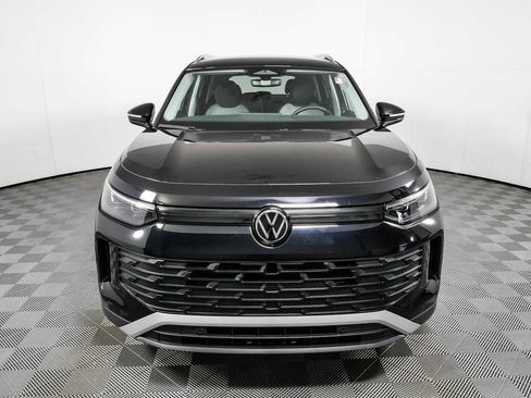 Certified 2025 Volkswagen Tiguan S AWD/4WD image 29