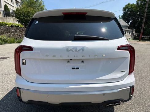 Certified 2024 Kia Telluride S w/ S Sunroof Package AWD/4WD image 6