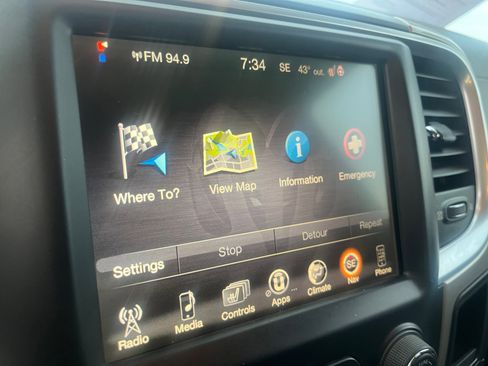 Used 2014 RAM 2500 Lone Star image 27