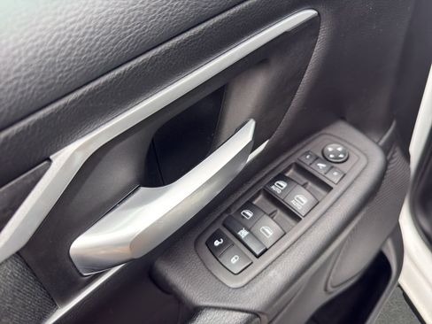 Used 2023 RAM 1500 Big Horn AWD/4WD image 12