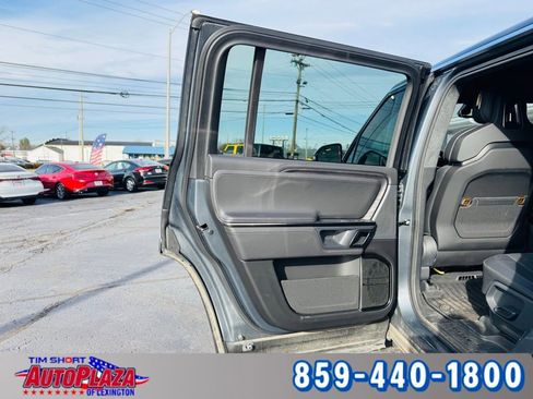 Used 2022 Rivian R1S Launch Edition image 59