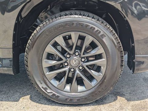Used 2023 Lexus GX 460 Premium w/ Premium Plus Package AWD/4WD image 12