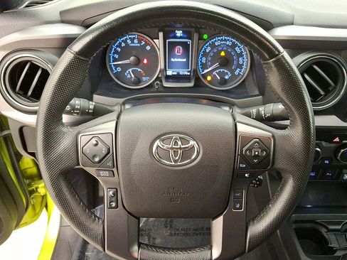 Used 2022 Toyota Tacoma TRD Pro image 16