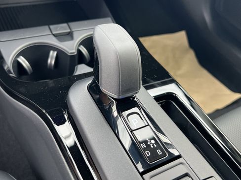 New 2026 Toyota Prius XLE image 17