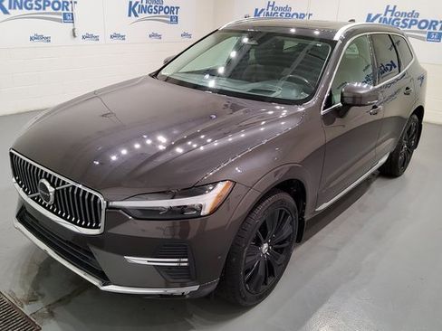 Used 2022 Volvo XC60 B5 Inscription w/ Advanced Package image 48
