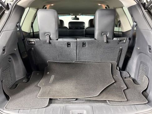 Used 2016 Nissan Pathfinder SL image 52