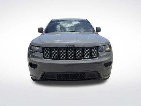Used 2019 Jeep Grand Cherokee Altitude RWD image 2