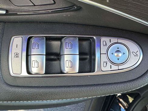 Certified 2022 Mercedes-Benz GLC 300 4MATIC image 14