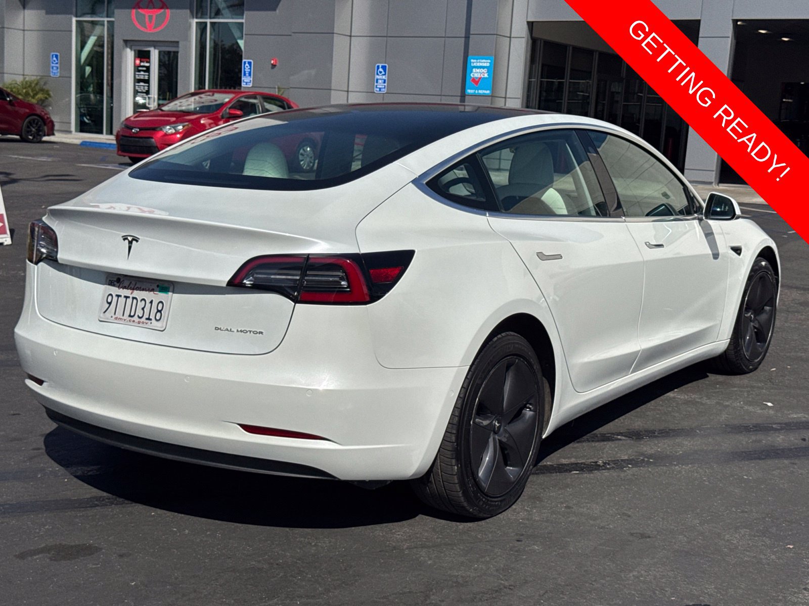 Used 2018 Tesla Model 3 AWD/4WD image 3