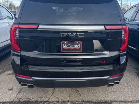 New 2026 GMC Yukon AT4 w/ AT4 Premium Package image 5