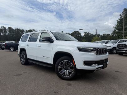 Certified 2025 Jeep Wagoneer Series II w/ 8-Passenger Seating Package