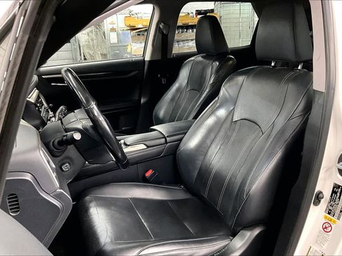 Used 2018 Lexus RX 350L FWD w/ Accessory Package image 7