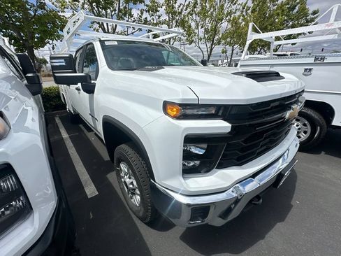 New 2026 Chevrolet Silverado 2500 W/T w/ WT Convenience Package RWD image 3