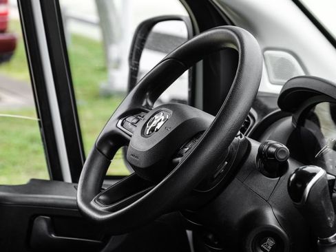 Used 2023 RAM ProMaster 3500 w/ Driver Convenience Group FWD image 10