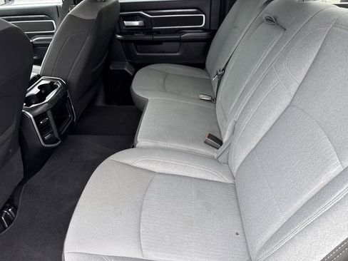 Used 2024 RAM 2500 Big Horn w/ Off Road Package image 19