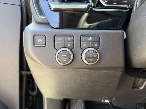 New 2026 GMC Sierra 1500 Elevation AWD/4WD image 33
