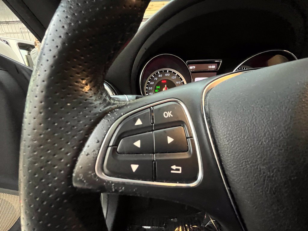Used 2016 Mercedes-Benz CLA 250 4MATIC image 29